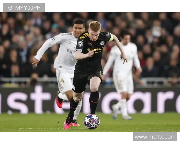 欧冠激战：里昂与尤文图斯互交白卷红牌事件引发全场热议