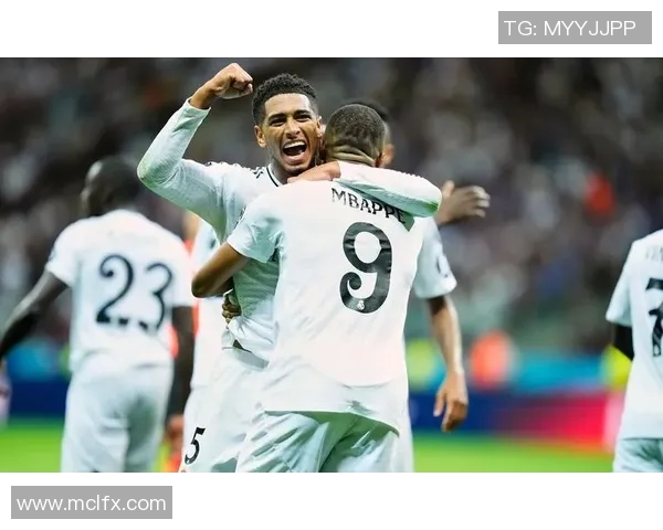 国王杯惊现乌龙球那不勒斯小胜皇马引发全场狂欢