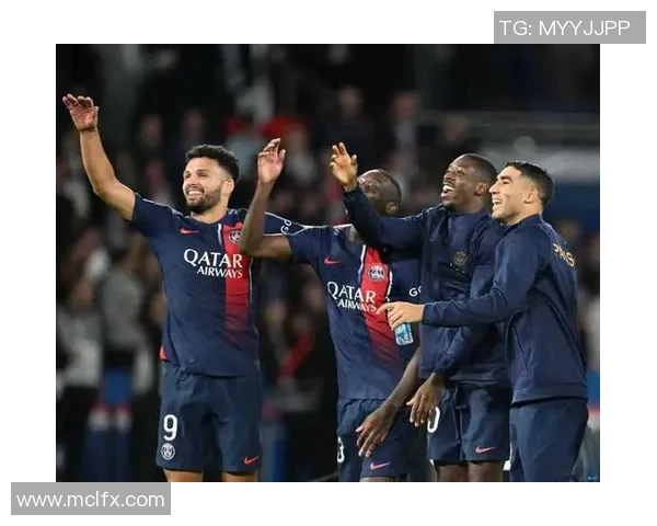 世界杯精彩对决巴黎圣日耳曼大胜那不勒斯神扑瞬间成比赛转折点 世界杯精彩对决巴黎圣日耳曼大胜那不勒斯神扑瞬间成比赛转折点