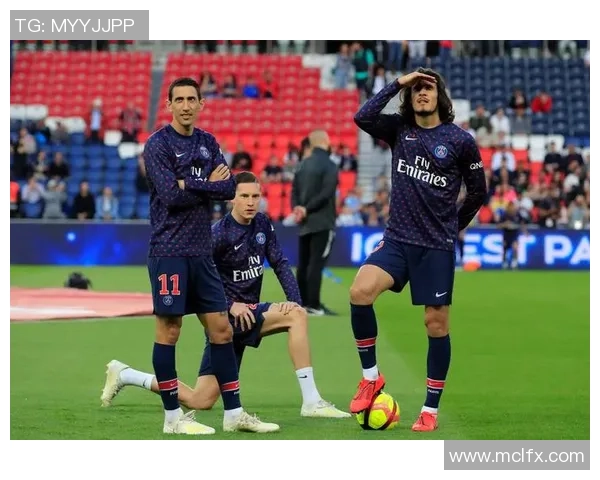 德甲激情四射巴黎圣日耳曼大胜本菲卡乌龙球成比赛高潮瞬间 德甲激情四射巴黎圣日耳曼大胜本菲卡乌龙球成比赛高潮瞬间