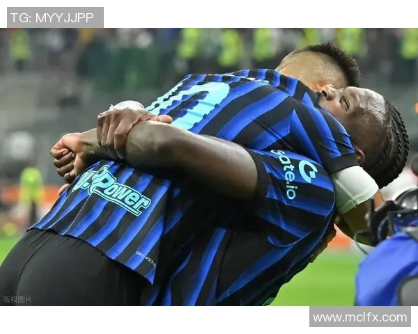 国米狂胜巴萨五球大捷神奇扑救点燃全场激情 国米狂胜巴萨五球大捷神奇扑救点燃全场激情