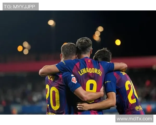 巴萨友谊赛大胜马竞六比二争议判罚引发全场热议