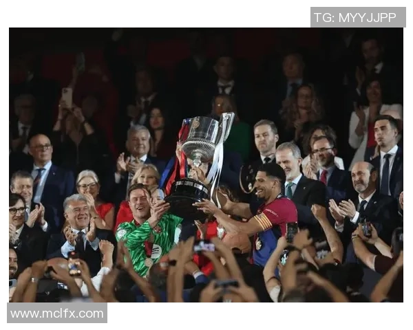 波尔图惊天逆转巴萨4-3晋级足总杯绝杀瞬间引发全场狂欢