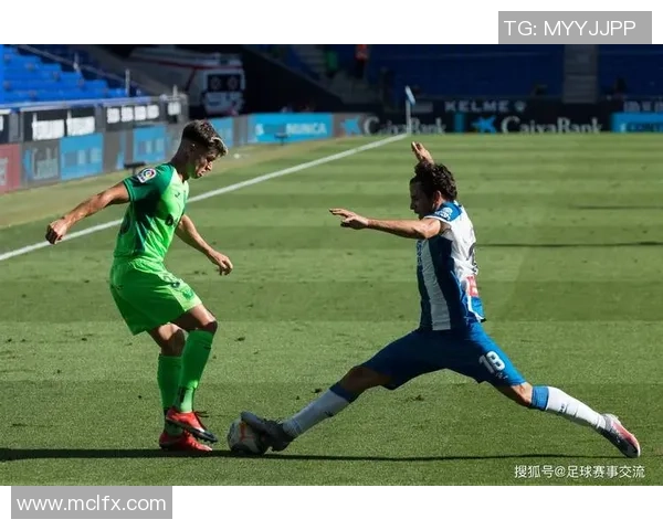 西甲激战莱比锡与本菲卡战成平局神扑瞬间引发转会热议